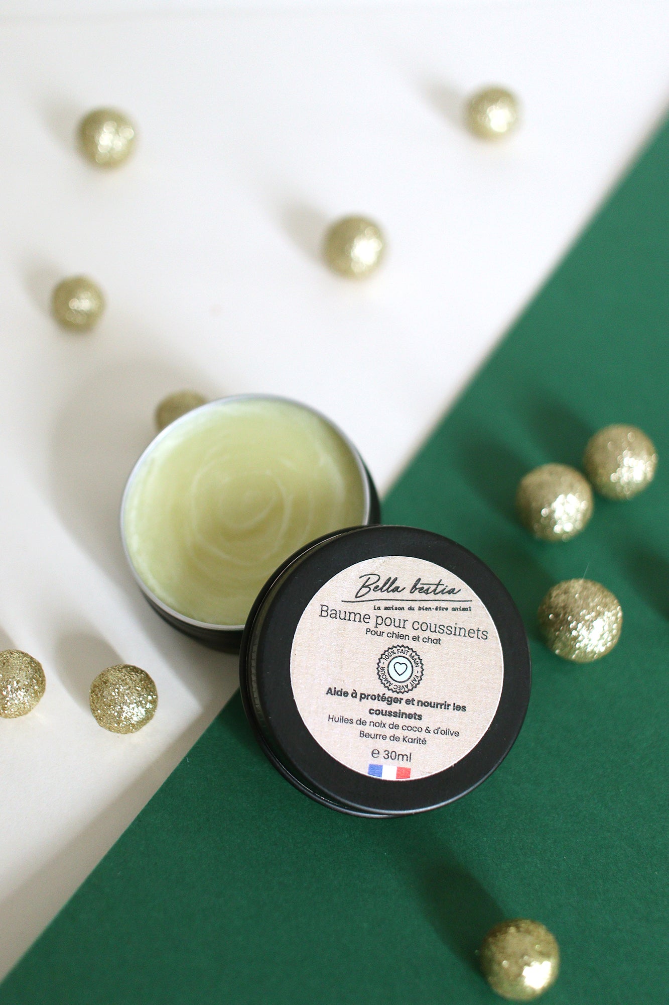 Produit de soin pour box chien Pretty Pet Box, baume doux pour petit chien inclus dans une box, livraison rapide, sans abonnement